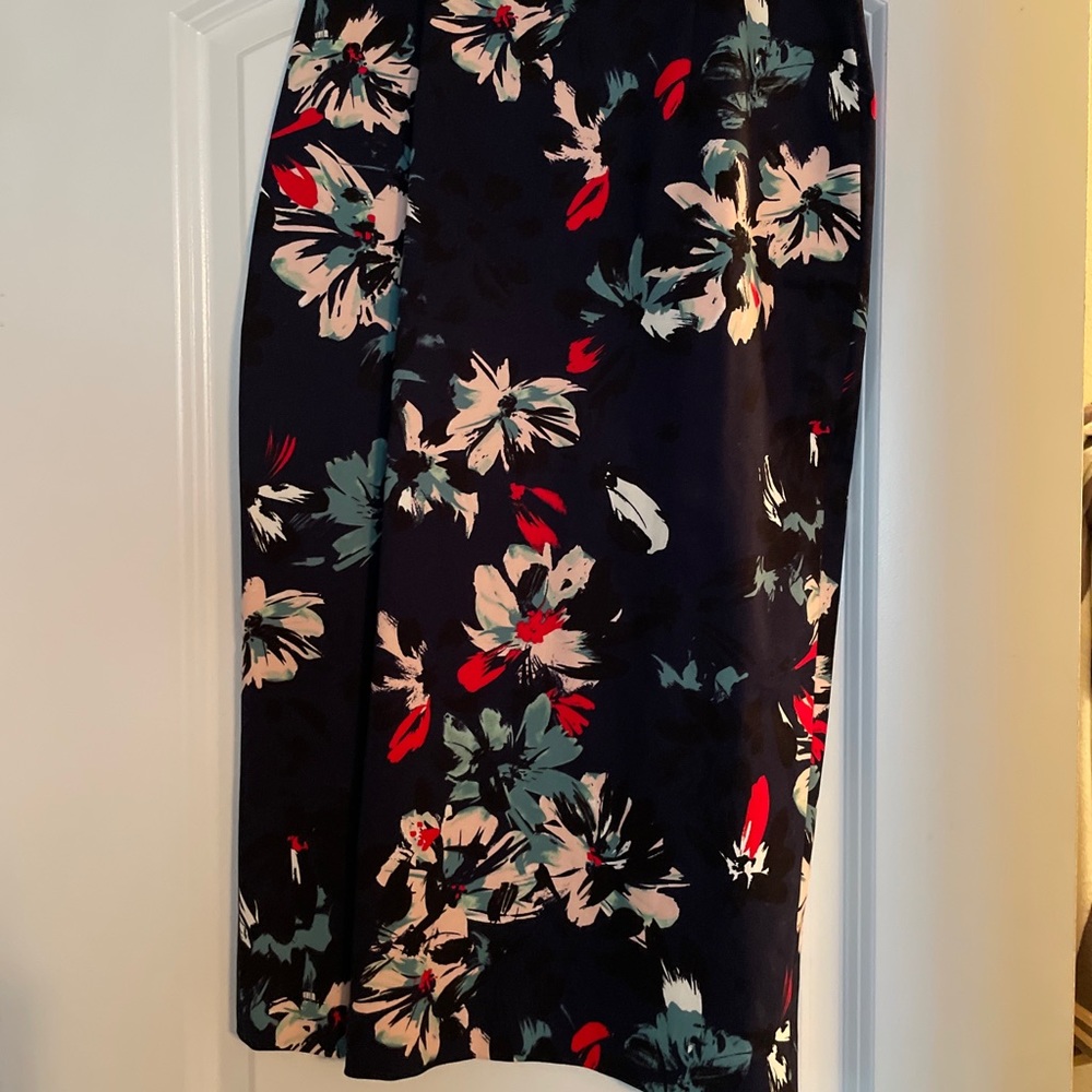 Chelsea 28 Pencil Skirt size 1